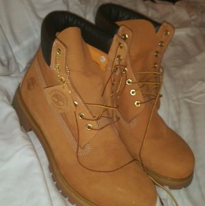 Timberland 6s